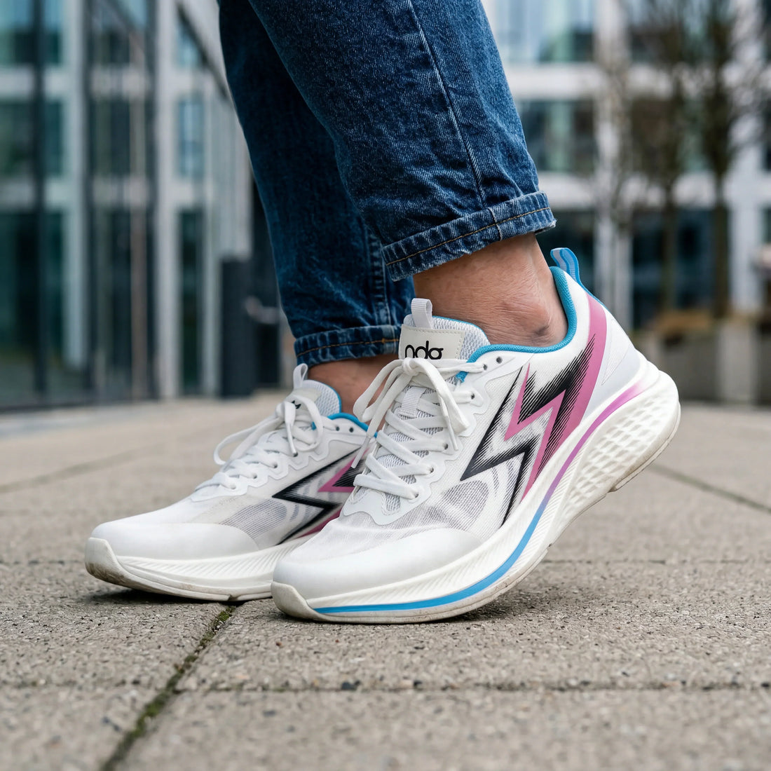 How to Choose Sneakers? The Ultimate Guide